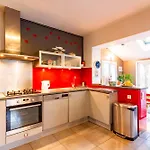 Homestay & Spa-sauna-piscine-massages Du 