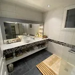 Homestay & Spa-sauna-piscine-massages Du 